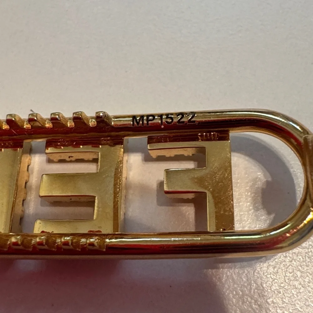 Fendi Authentic Women’s Fendigraphy hair clip gold metal & Rhinestone - Picture 4 of 8